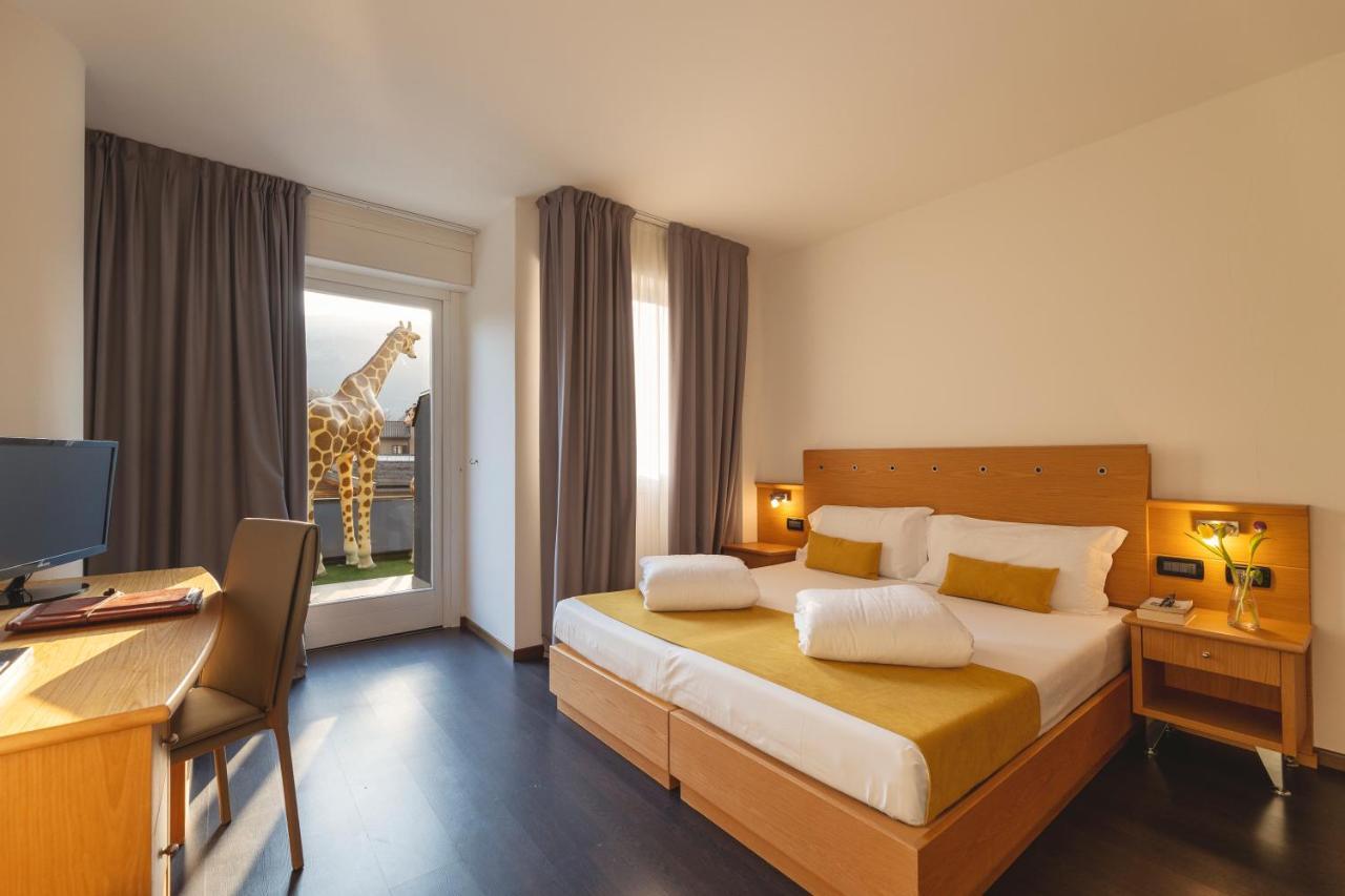 Classic Dreibettzimmer