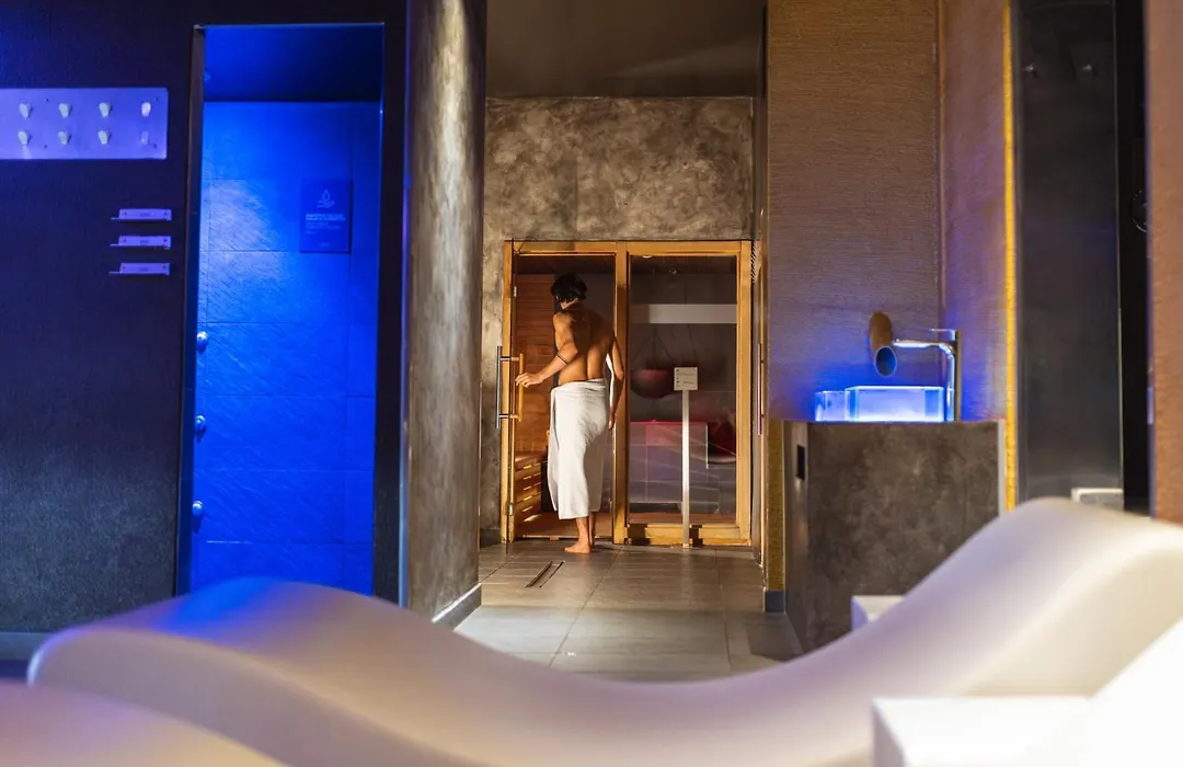 Hi Hotels Trento - Wellness & Spa Adults Only-1